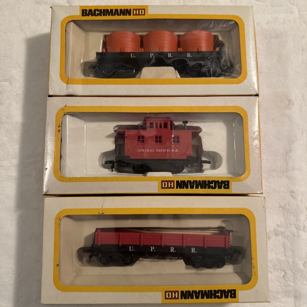 VTG Bachman The Old Timer HOScale Train Set 4-4-0 Loco Tender 5 Cars CPRR Tested - Picture 10 of 16